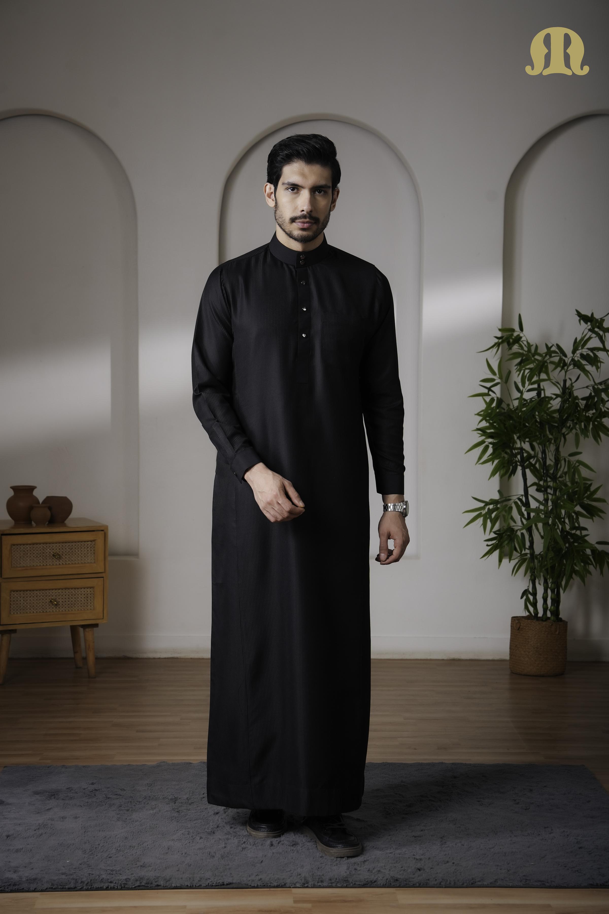 OZ Premium Saudi Striped White Thobe Mens